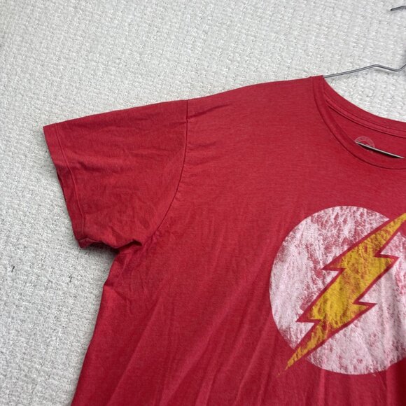 Retro The Flash DC Comics Faded Red Distressed Logo T-Shirt Men’s Size 2XL Read - Picture 2 of 16